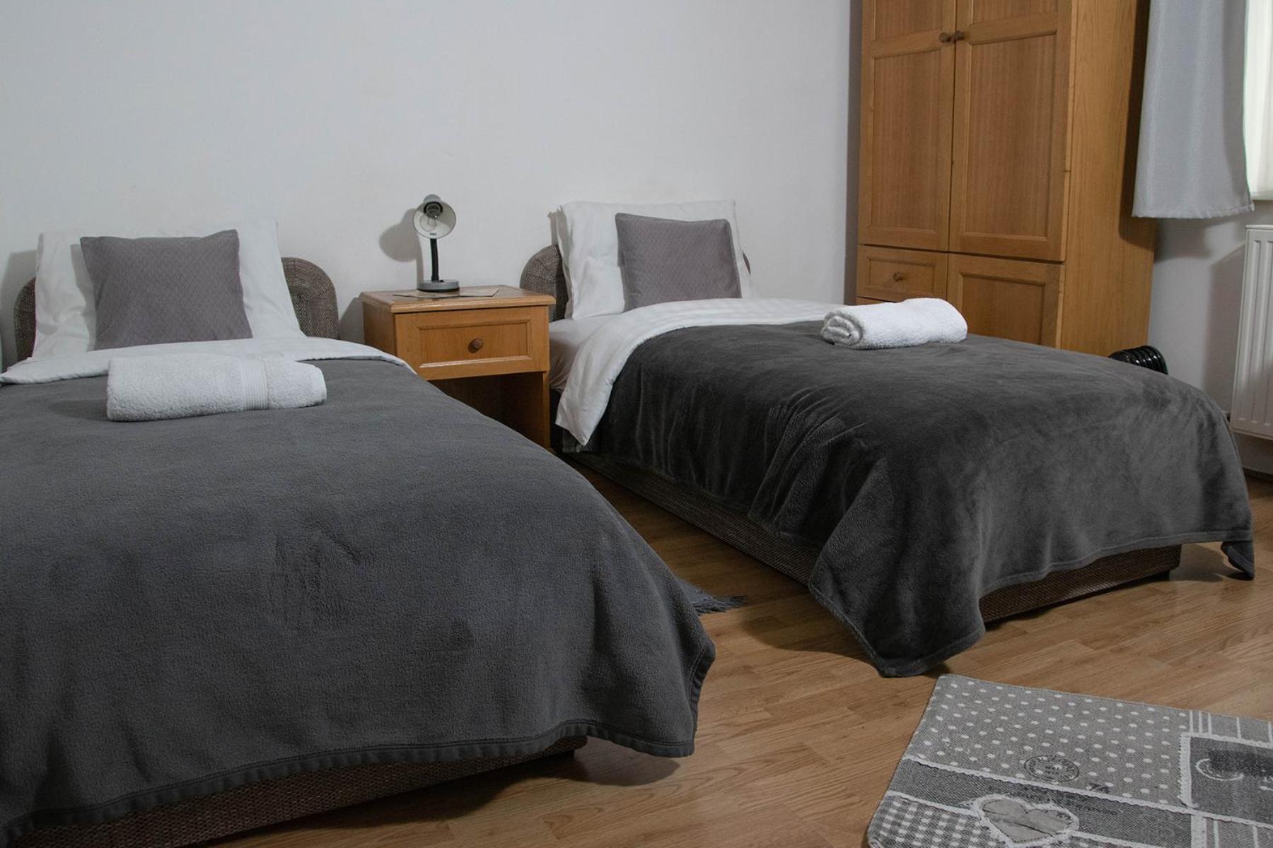 Kiskut Liget Pension Győr Buitenkant foto
