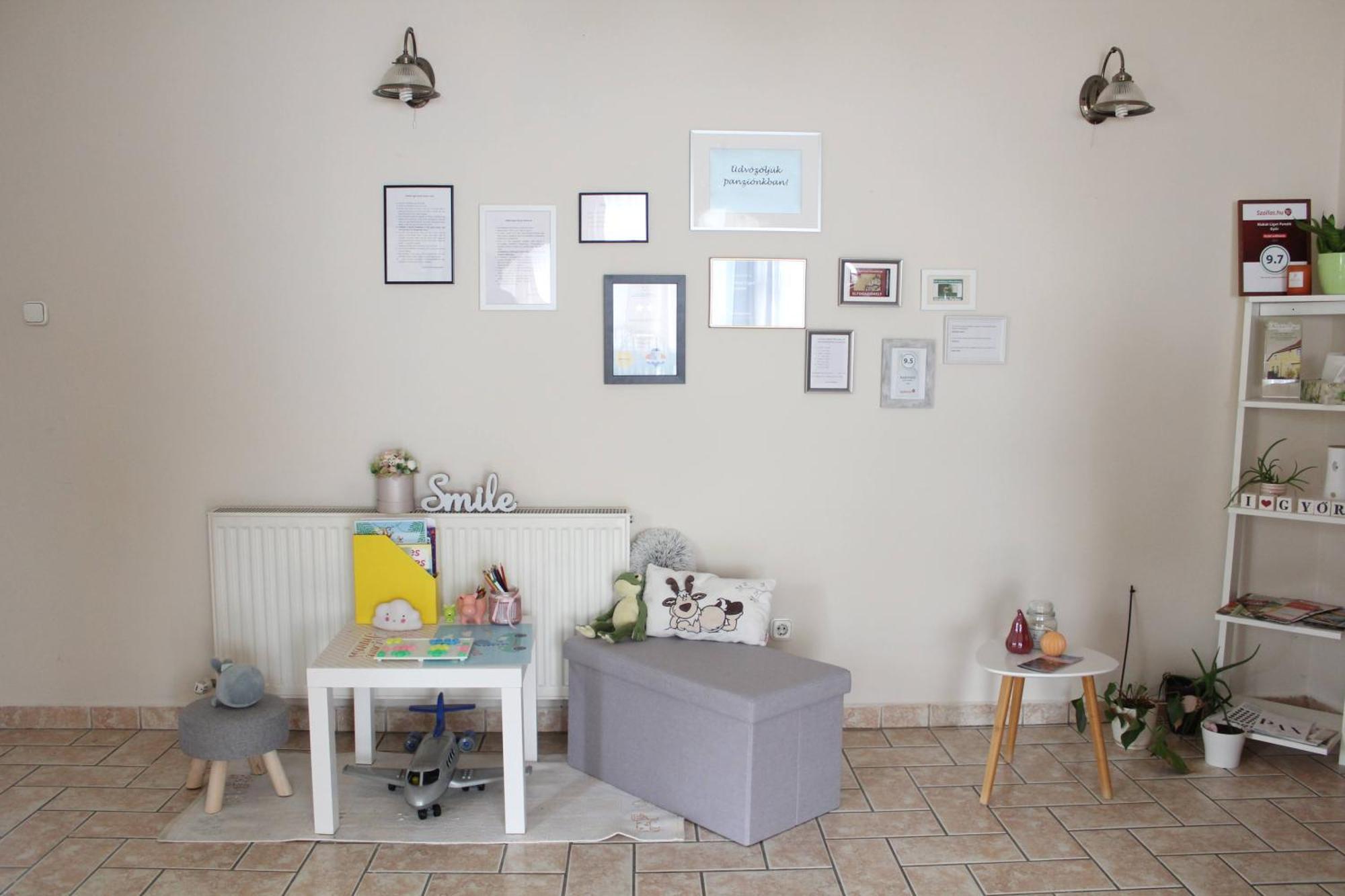 Kiskut Liget Pension Győr Buitenkant foto