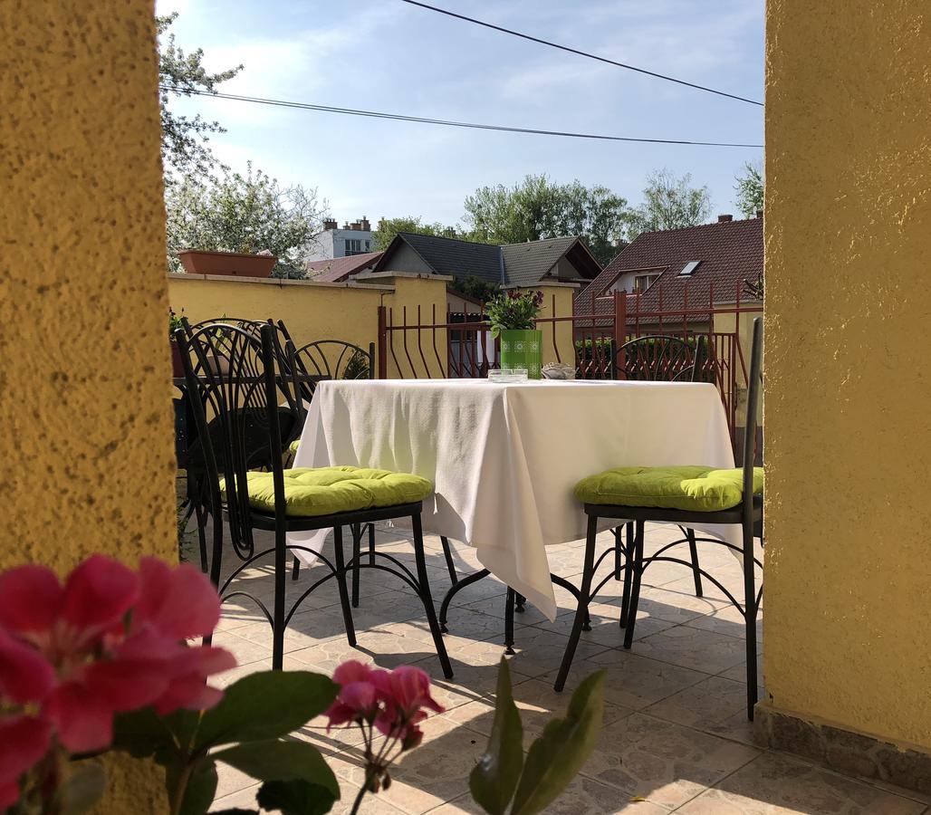 Kiskut Liget Pension Győr Buitenkant foto